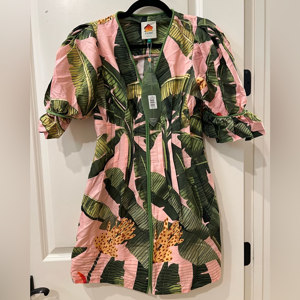FARM RIO Banana Leaf Pink Mini Dress BNWT